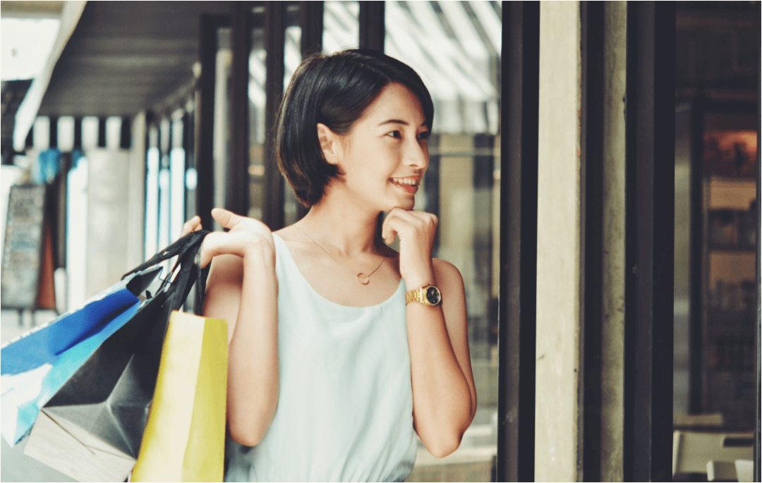 Woman holding Bag.